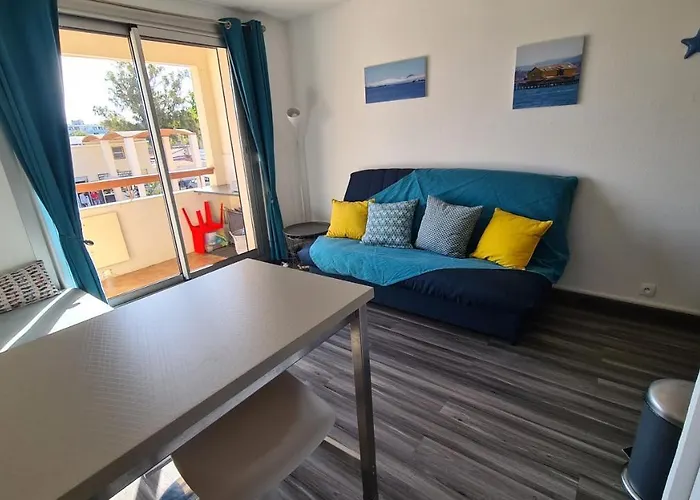 Les Sablettes/la Seyne Sur Apartment *