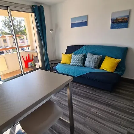 Les Sablettes/la Seyne Sur Apartment *